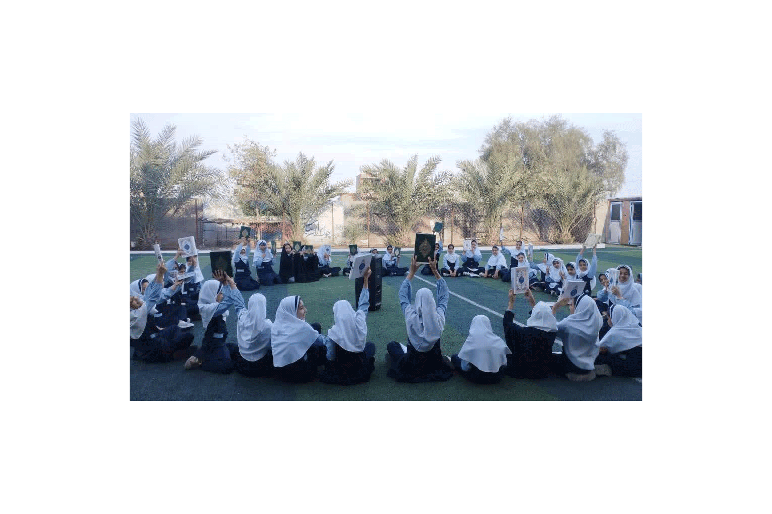 دبستان هوشمند غیر دولتی ثامن (ع) رودبارجنوب